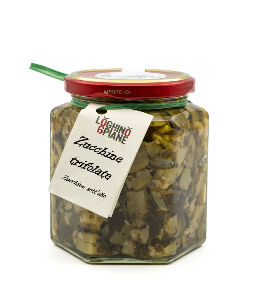 Sautéed zucchini in oil