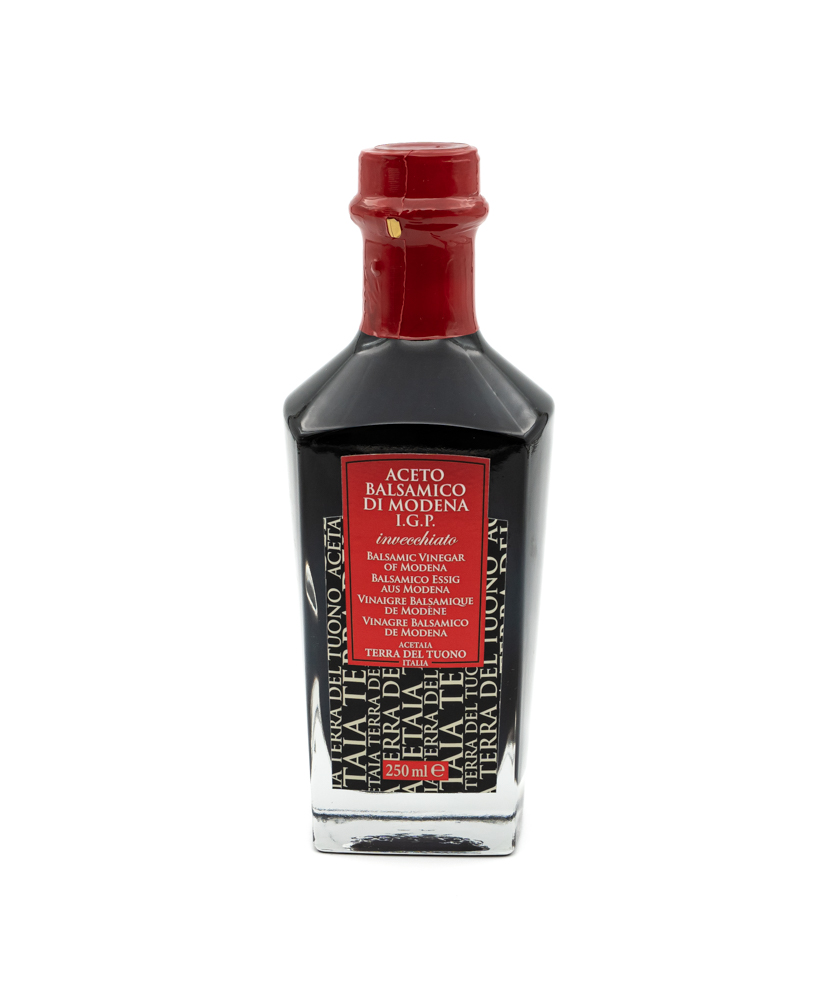 Aged balsamic vinegar of Modena I.G.P