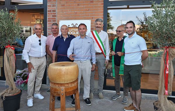 Inauguration of the new 2023 store