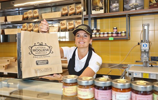 Inauguration of the new 2023 store