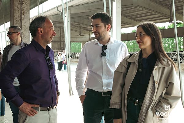 Discover the heart of Parmigiano Reggiano with “Open Dairy Farms”