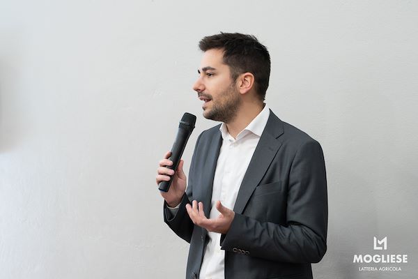 Discover the heart of Parmigiano Reggiano with “Open Dairy Farms”